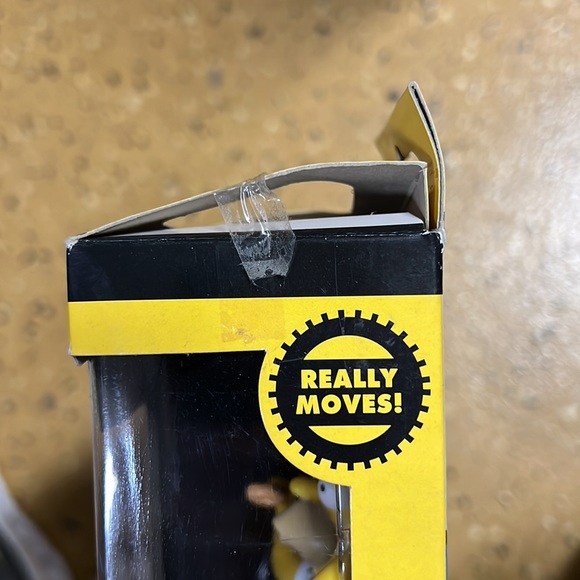 Brand New Homer Simpson 3-D Animator Action Puppet - Picture 3 of 4